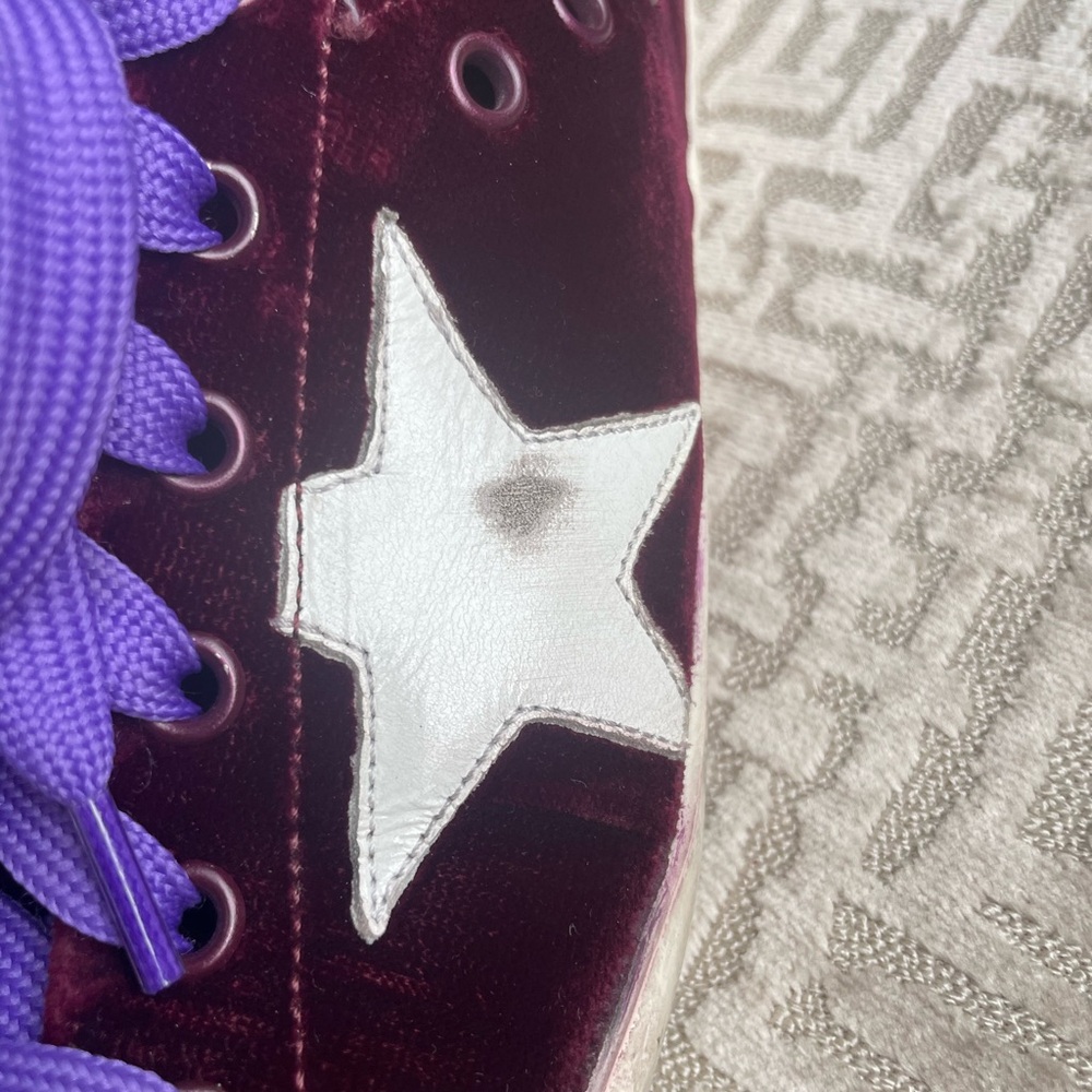 Golden Goose Women's Burgundy Sneakers with Purple Laces - Picture 3 of 8